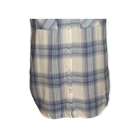 Confess Short Sleeve Blue & White Plaid Button Down Shirt Size Medium - Picture 8 of 10